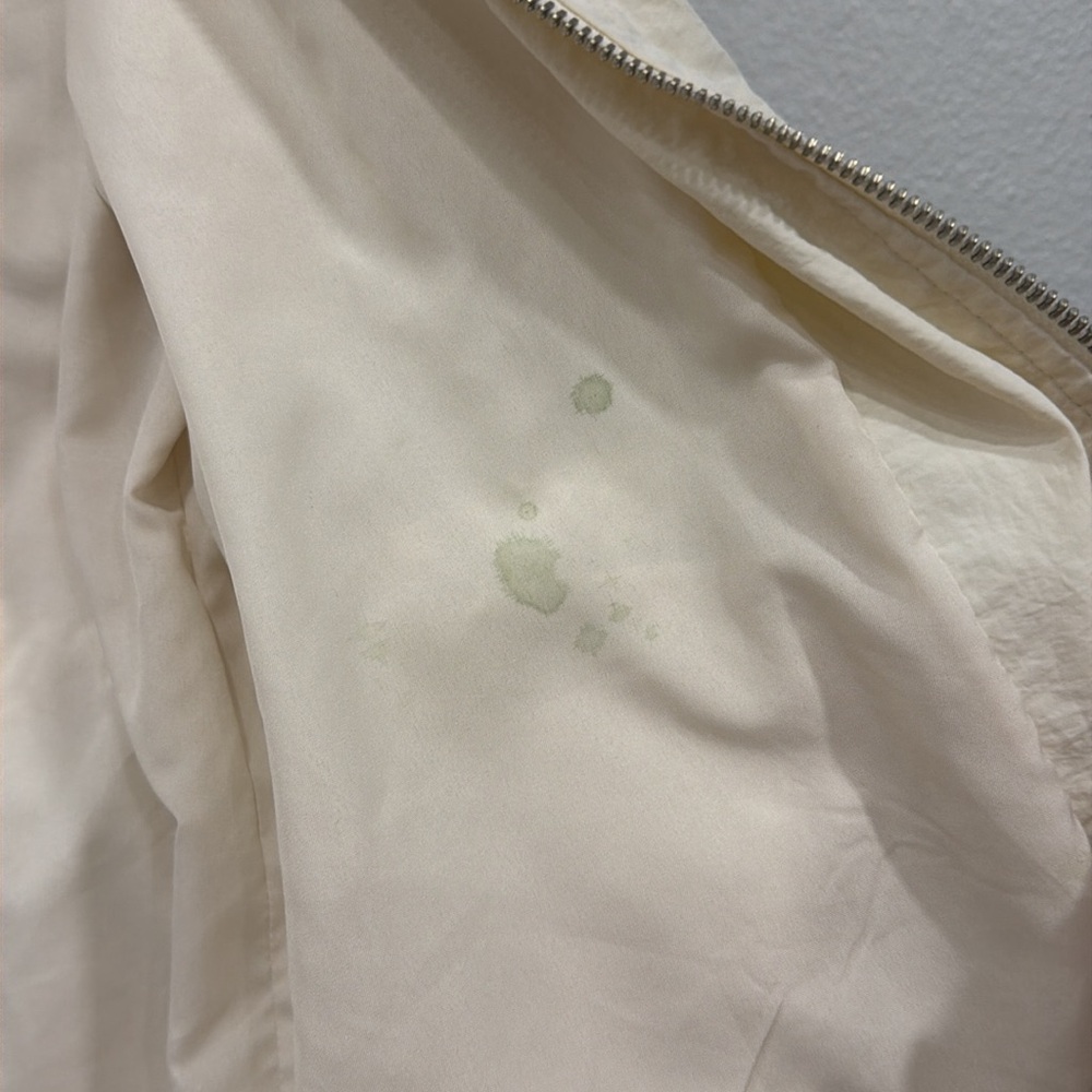 Cream Jacket - Picture 4 of 6